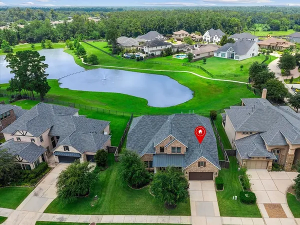 $800,000 | 4906 Tres Lagos Drive, Spring, TX 77389