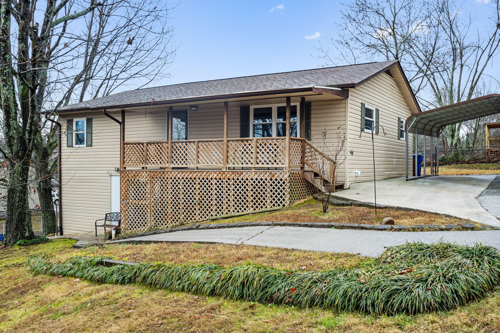 1904 White St Southeast  