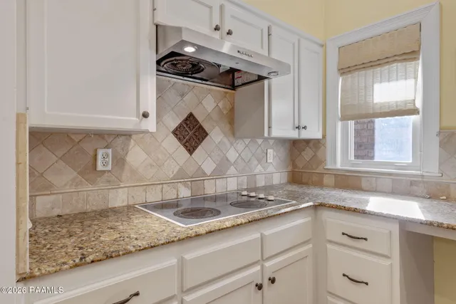 $249,900 | 557 Esplanade, Lafayette, LA 70508