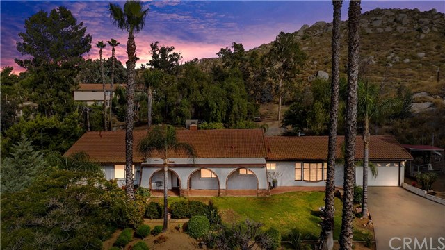 16940 Cll Espuela Riverside, CA 92504 - Photo 2 of 35 Gallery Image 2