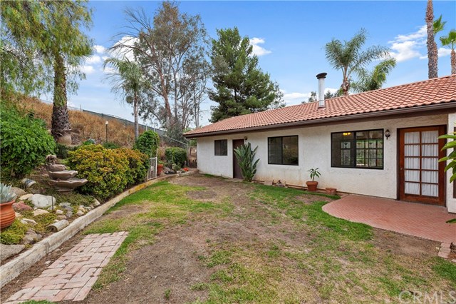 16940 Cll Espuela Riverside, CA 92504 - Photo 10 of 35 Gallery Image 10