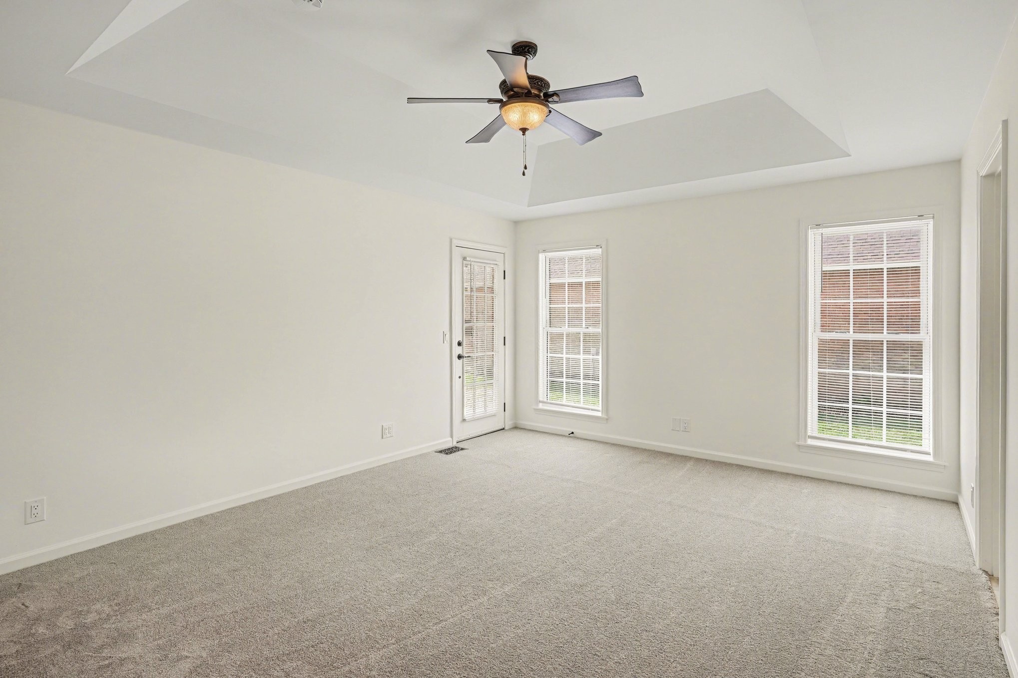 161 Fieldstone Lane Springfield, TN 37172 - Photo 10 of 26 a view of an empty room with a window