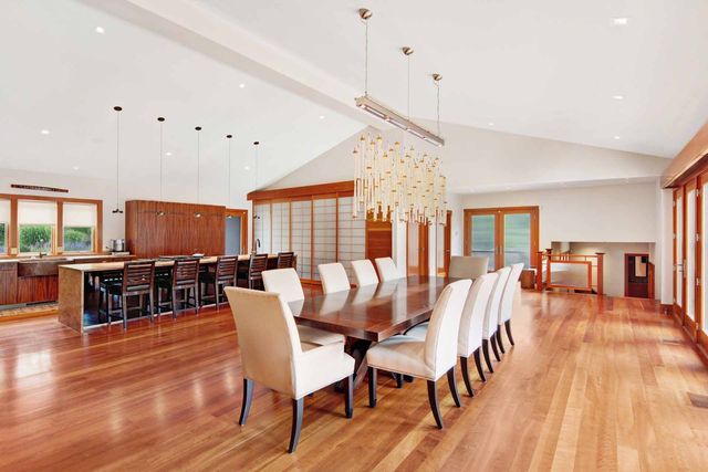 $6,395,000 | 400 Barnes Road, Oak Bluffs, MA 02568