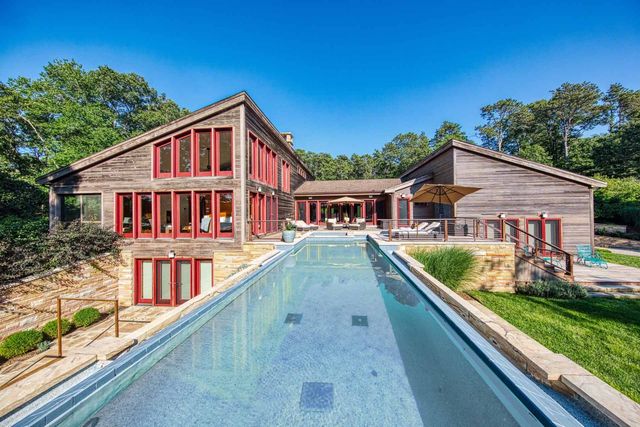 $6,395,000 | 400 Barnes Road, Oak Bluffs, MA 02568