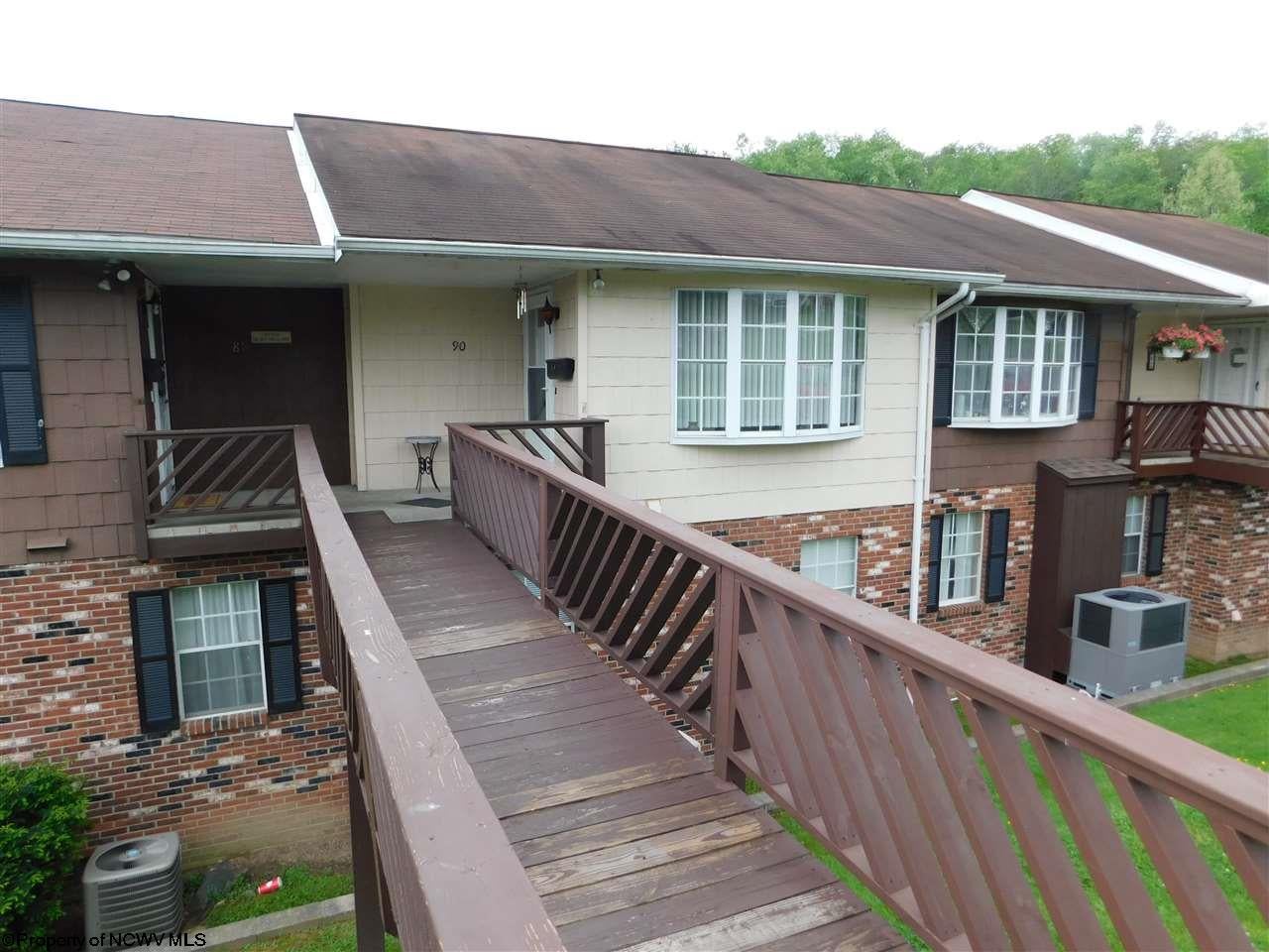 90 Pinewood Road Clarksburg, WV 26301 - Photo 2 of 18 Gallery Image 2