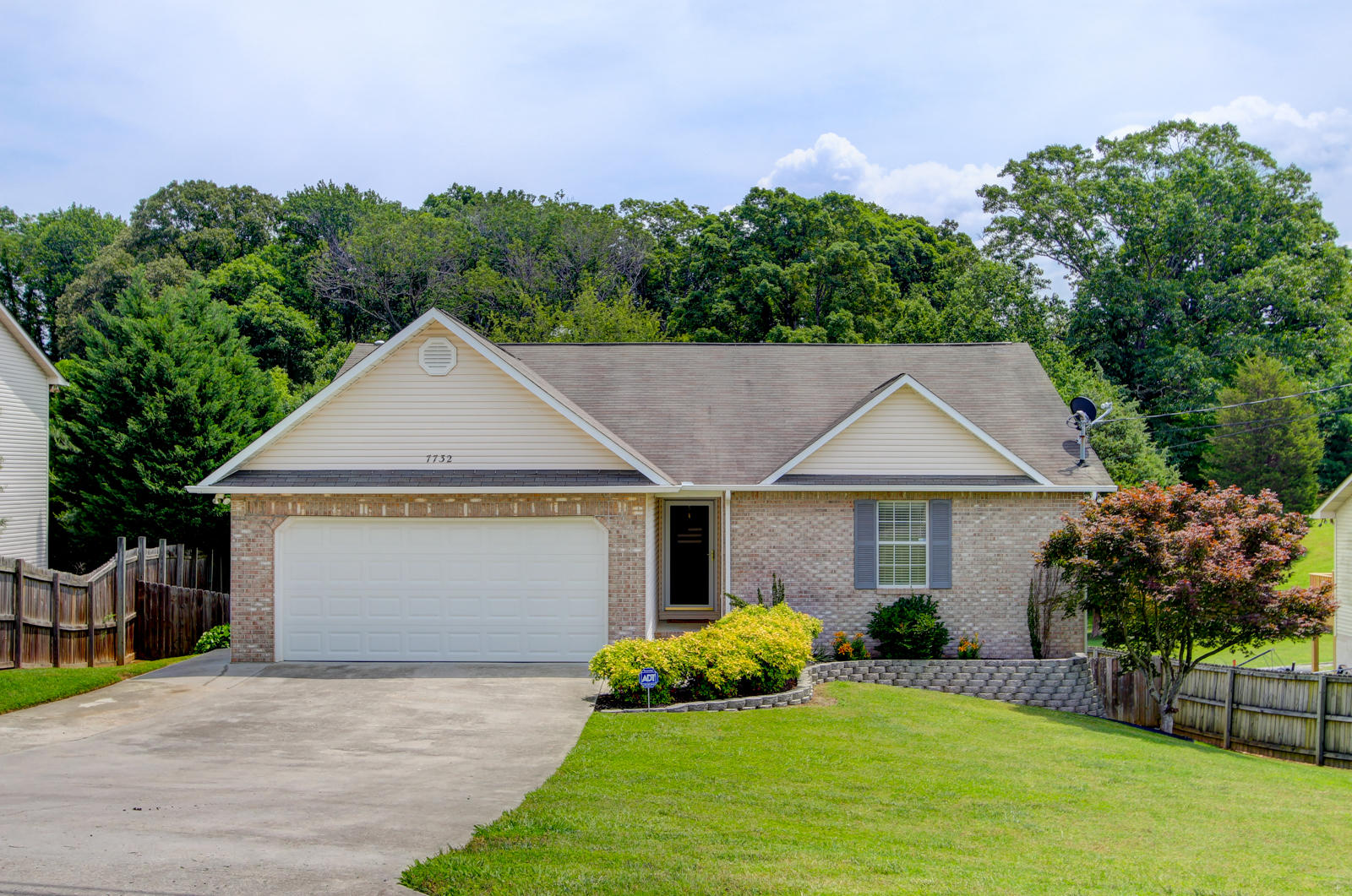 7732 Griffith Road Knoxville, TN 37938 - Photo 1 of 25 Positive Perceptions (1)