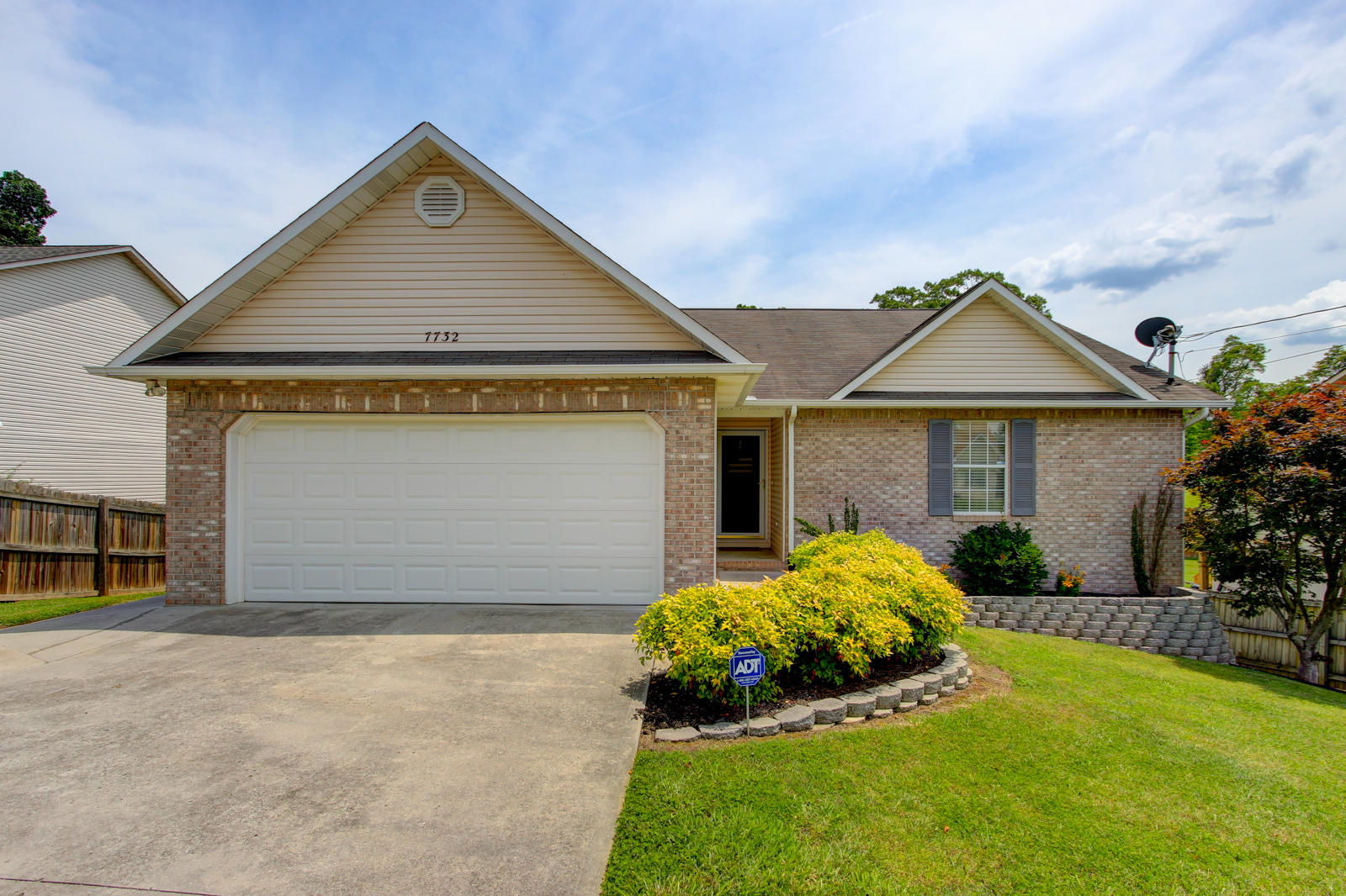 7732 Griffith Road Knoxville, TN 37938 - Photo 3 of 25 Positive Perceptions (3)