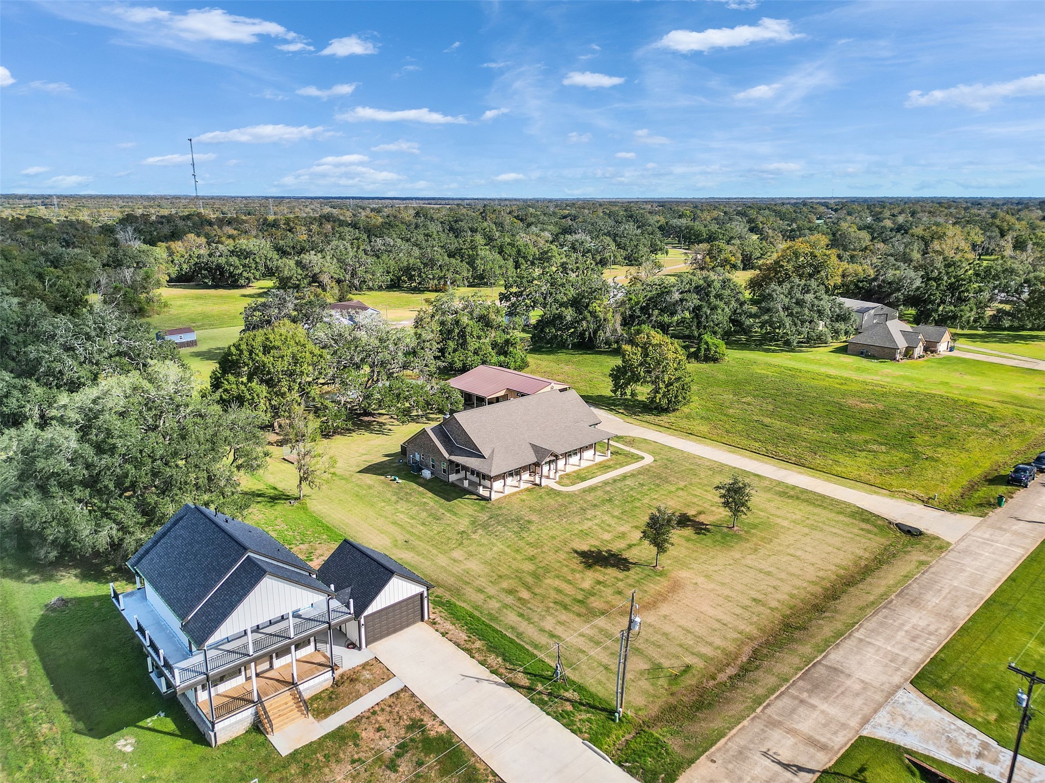 155 Horse Shoe Trail Angleton, TX 77515 - Photo 2 of 29 a view of a swimming pool with a yard