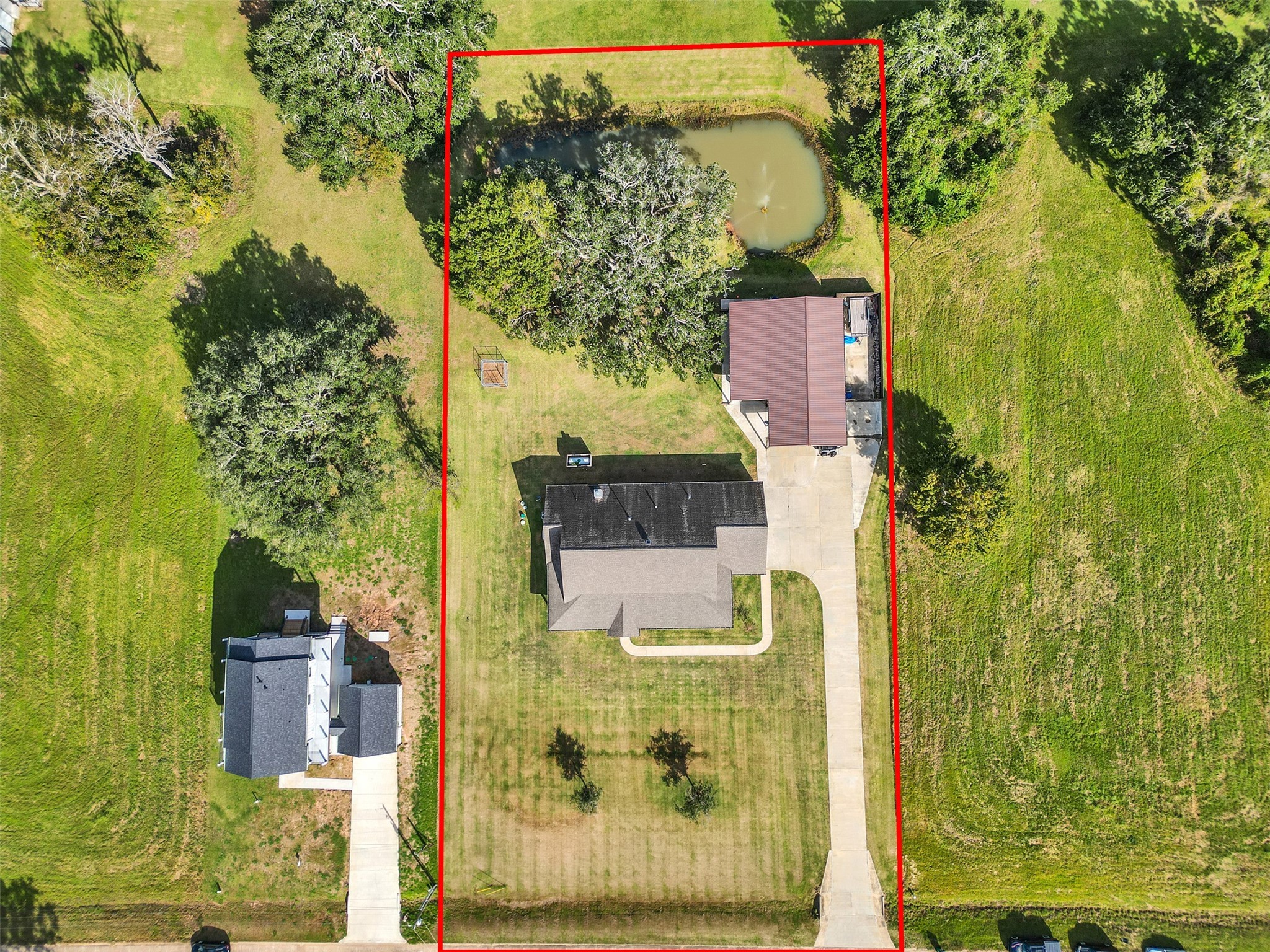 155 Horse Shoe Trail Angleton, TX 77515 - Photo 3 of 29 aerial view of a house with a yard