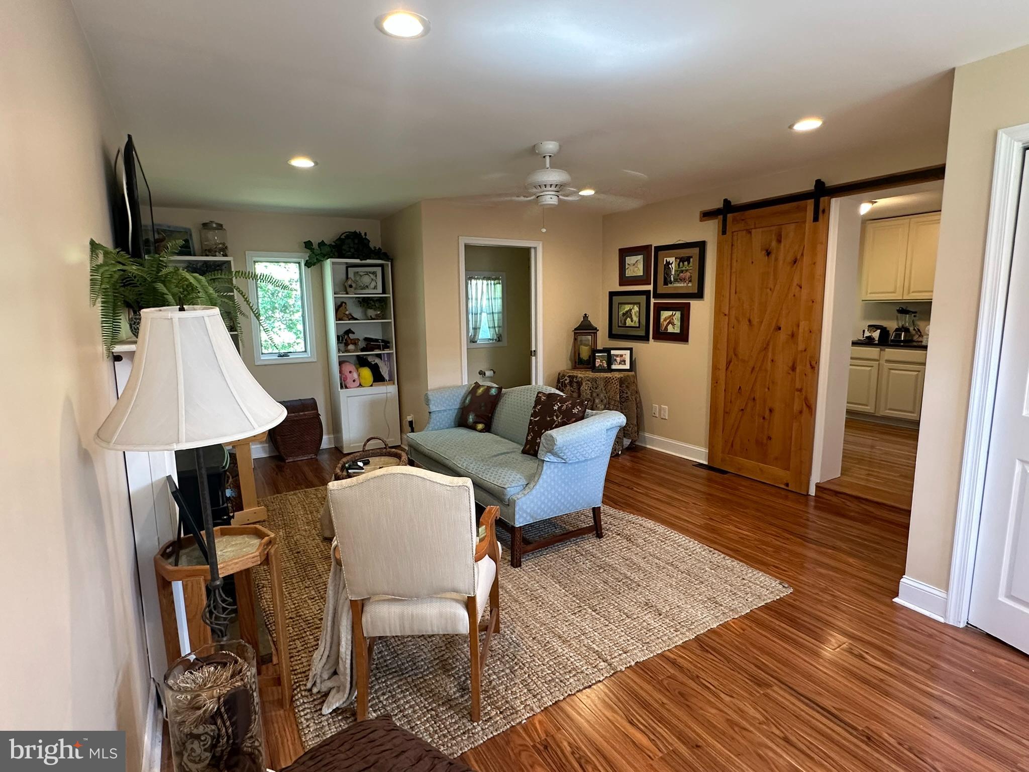 217 Lyster Road Oreland, PA 19075 - Photo 9 of 39 Gallery Image 9