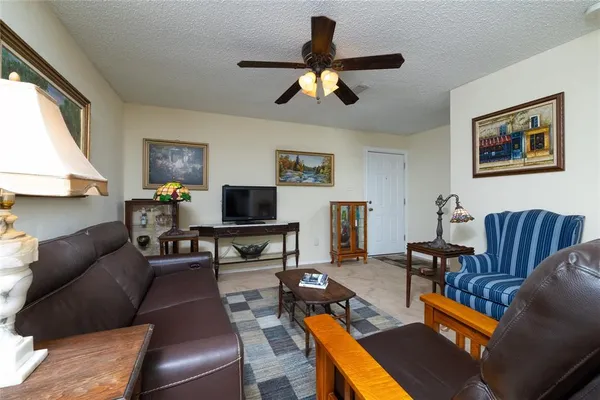 $170,000 | 2331 North Davis Drive, Unit A, Arlington, TX 76012