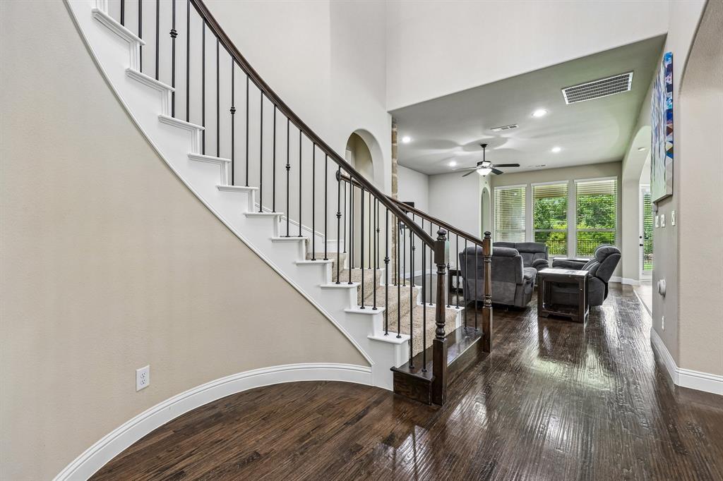 743 Windsor Road Coppell, TX 75019 - Photo 6 of 38