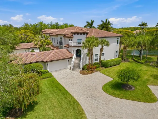 $1,895,000 | 28511 Calabria Court, Unit 202, Naples, FL 34110