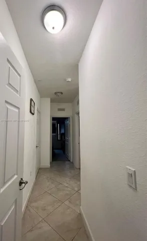 $3,100 | 290 Northwest 109th Avenue, Unit 107, Miami, FL 33172