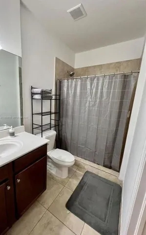 $3,100 | 290 Northwest 109th Avenue, Unit 107, Miami, FL 33172