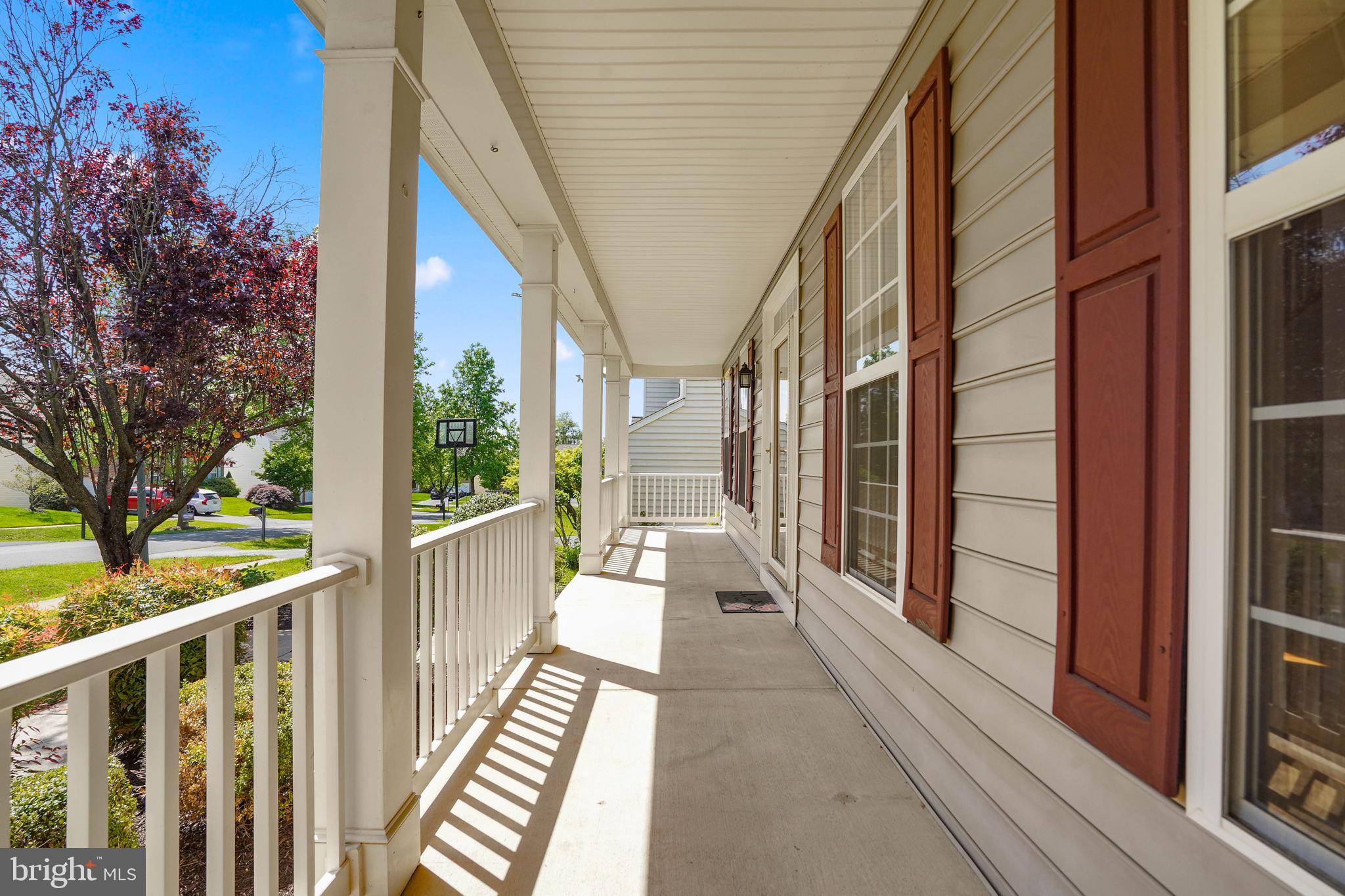 14309 Brass Wheel Road Boyds, MD 20841 - Photo 4 of 59 A place to relax