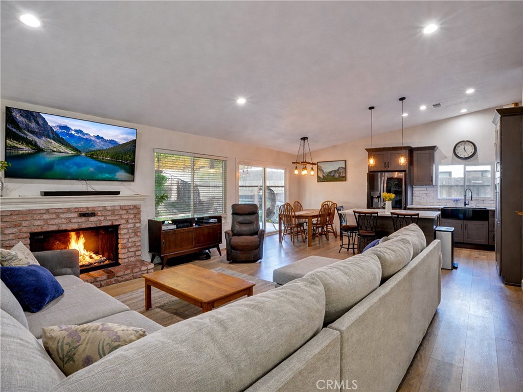 24501 Bridger Road Lake Forest, CA 92630 - Photo 7 of 29 Family Room