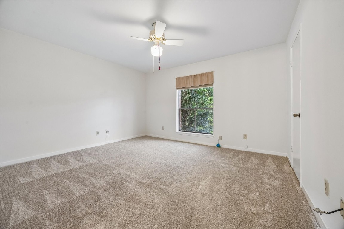 9481 Fondren Road Houston, TX 77074 - Photo 11 of 19