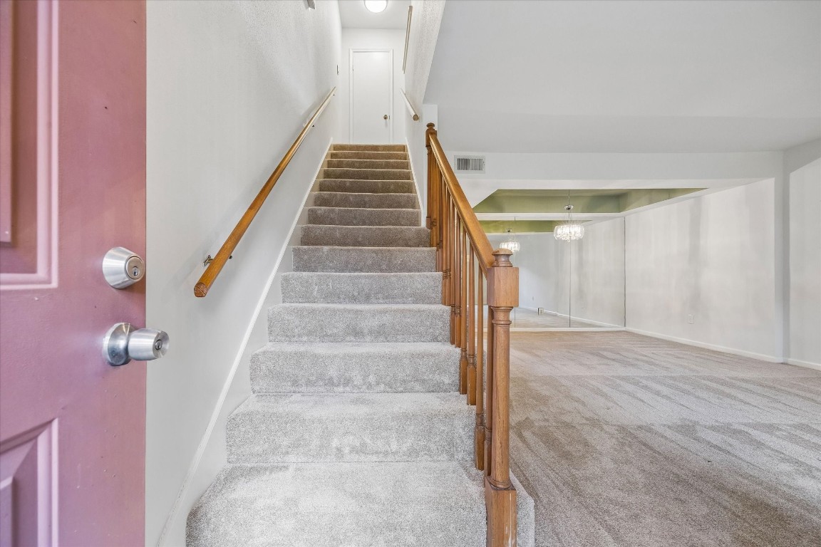 9481 Fondren Road Houston, TX 77074 - Photo 3 of 19