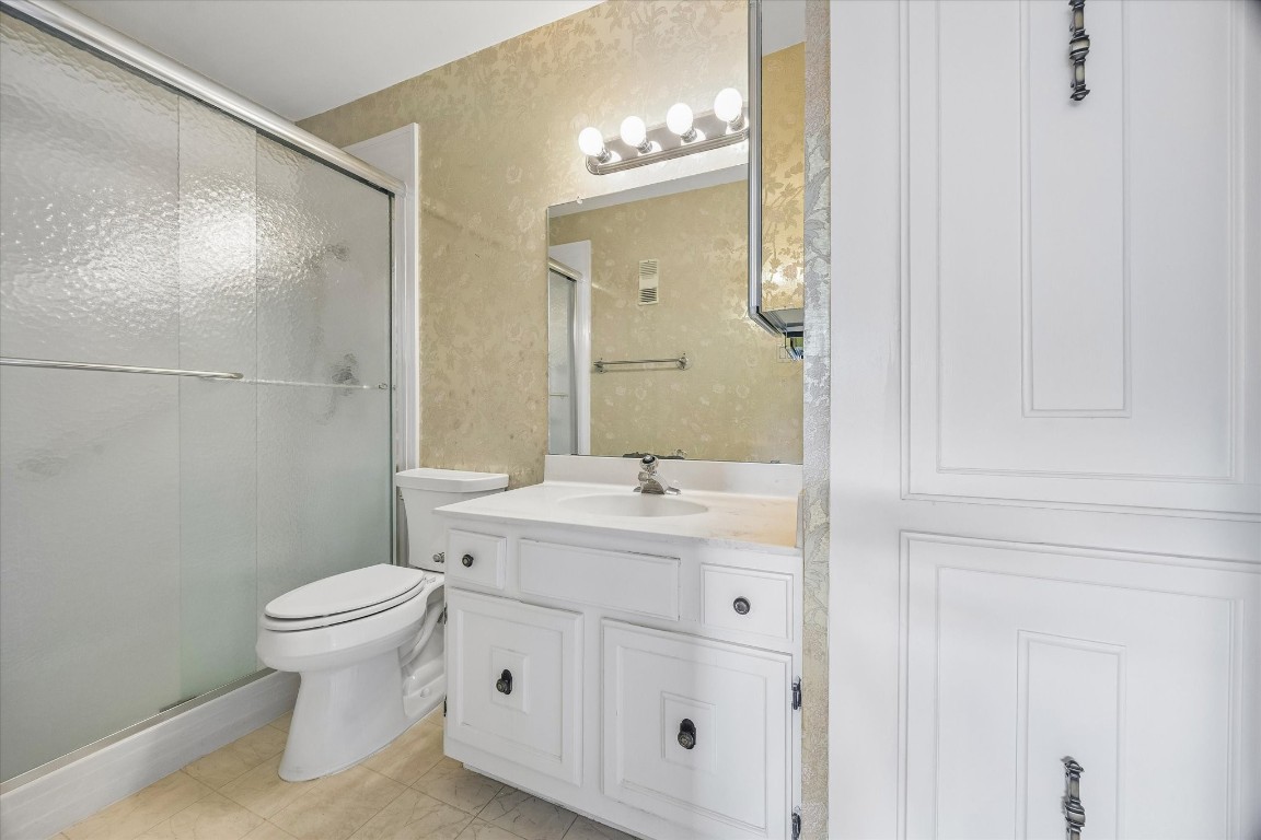 9481 Fondren Road Houston, TX 77074 - Photo 9 of 19