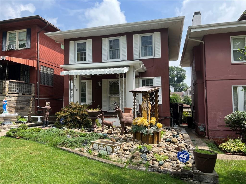 610 Walnut Drive Donora, PA 15033 - Photo 2 of 16 a front view of a house
