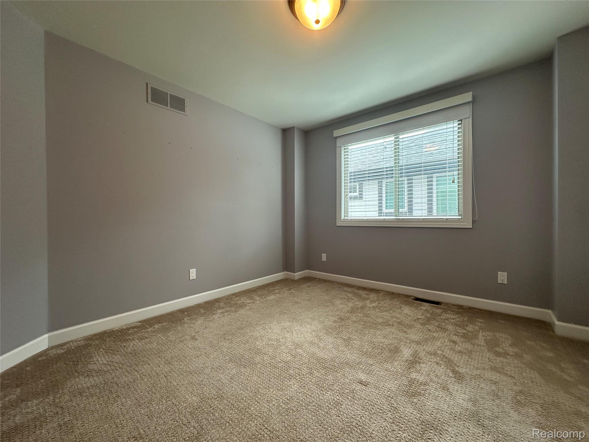1555 Ruffner Avenue Birmingham, MI 48009 - Photo 23 of 48 Bedroom 2