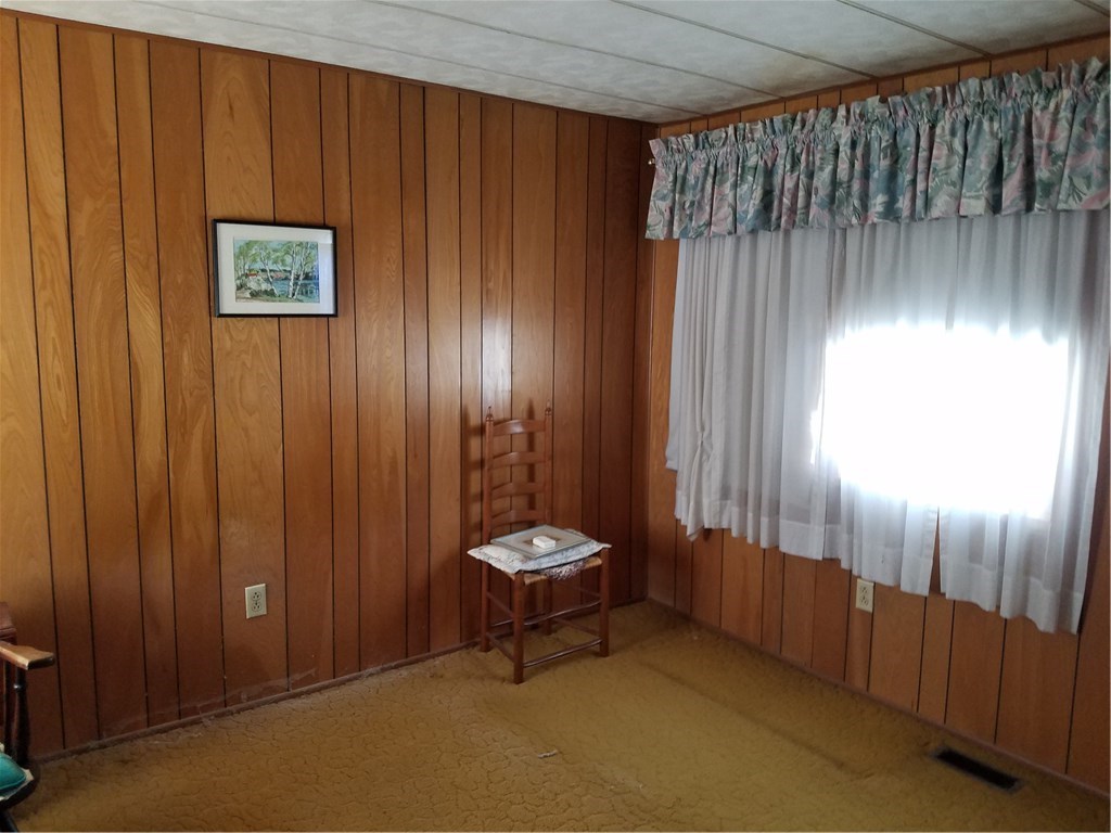 979 Tollgate Village Road Warwick, RI 02886 - Photo 5 of 6 Master Bedroom