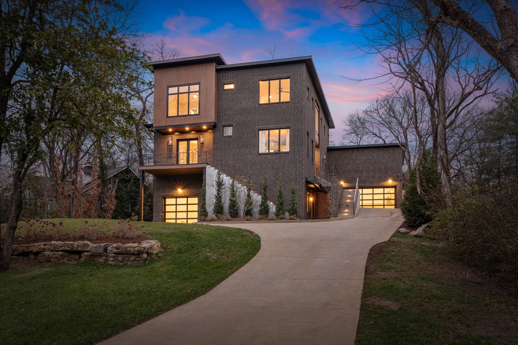 822 Sutton Hill Road Nashville, TN 37204 - Photo 1 of 83