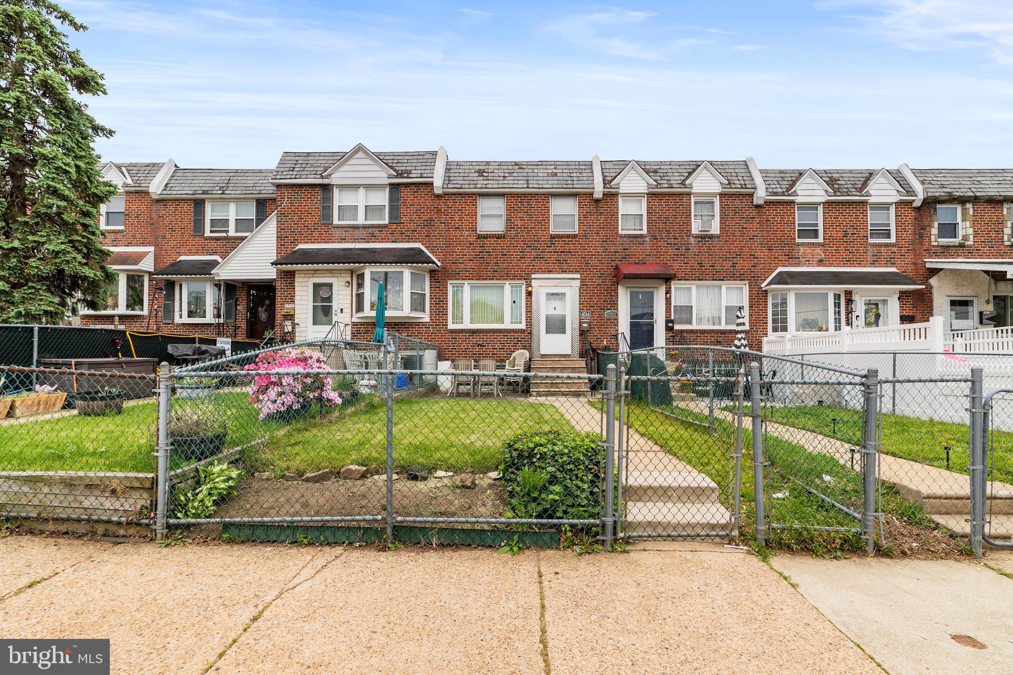 4514 Aberdale Road Philadelphia, PA 19136 - Photo 2 of 25 Gallery Image 2