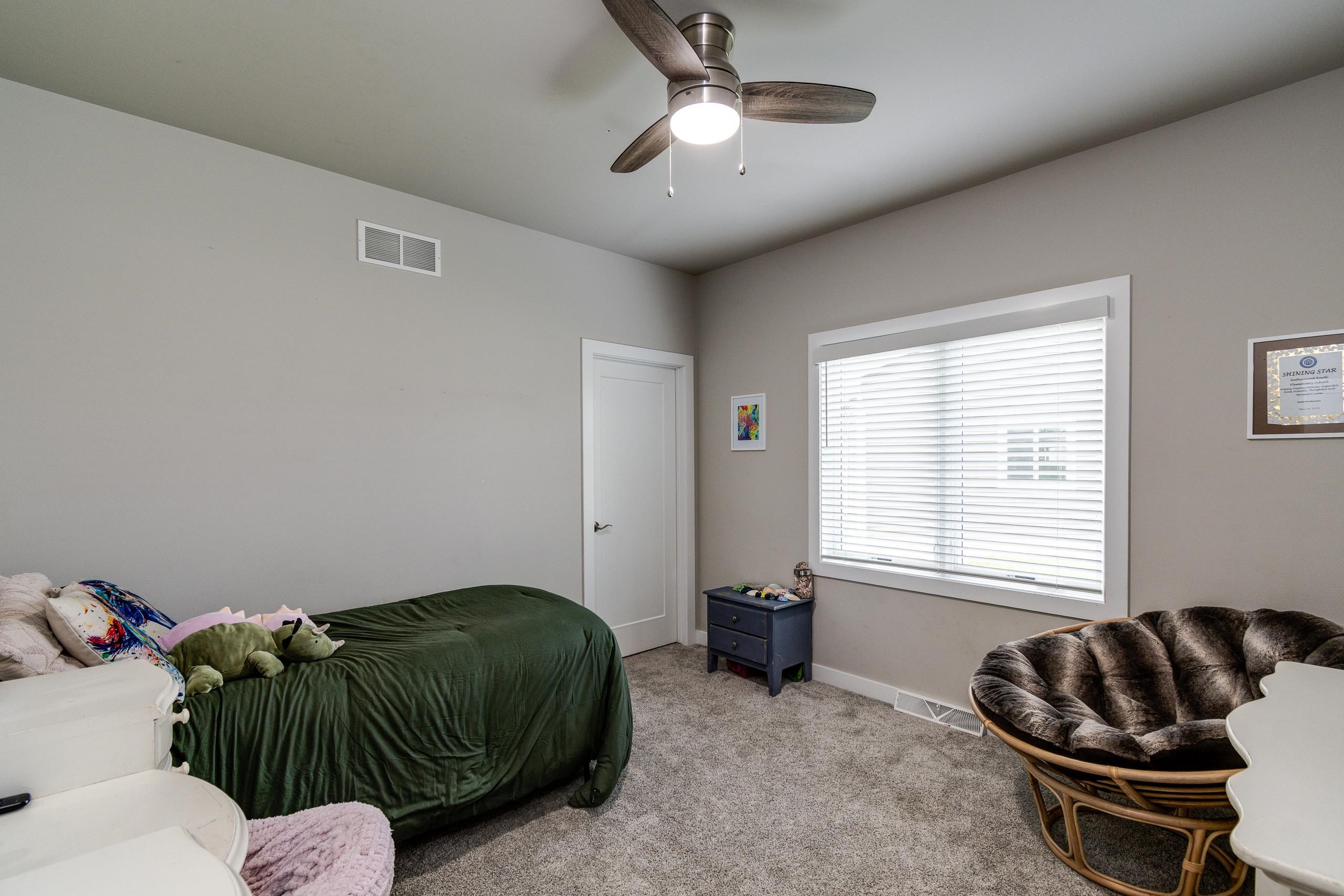 409 Peterson Trail Oregon, WI 53575 - Photo 22 of 63