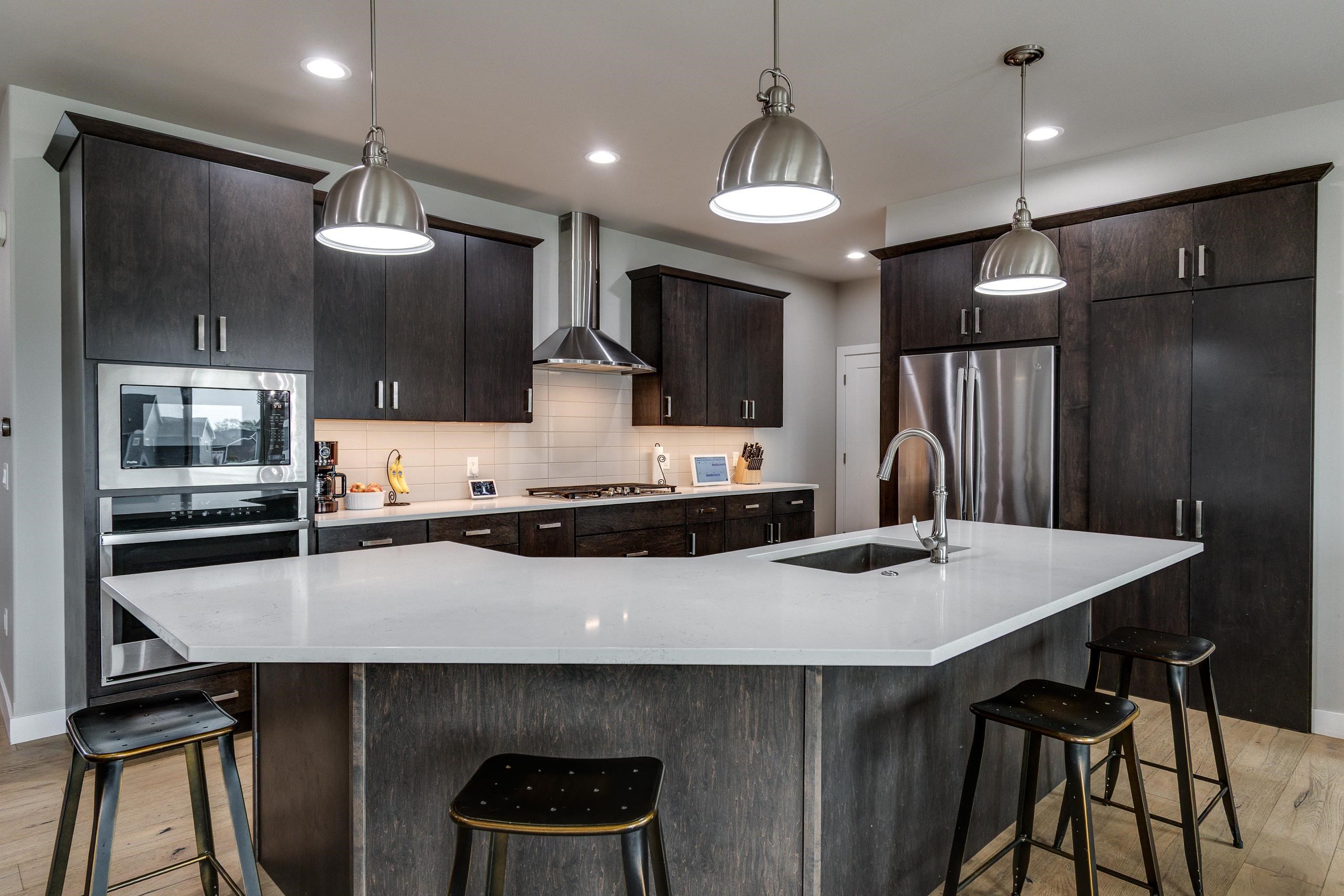 409 Peterson Trail Oregon, WI 53575 - Photo 7 of 63