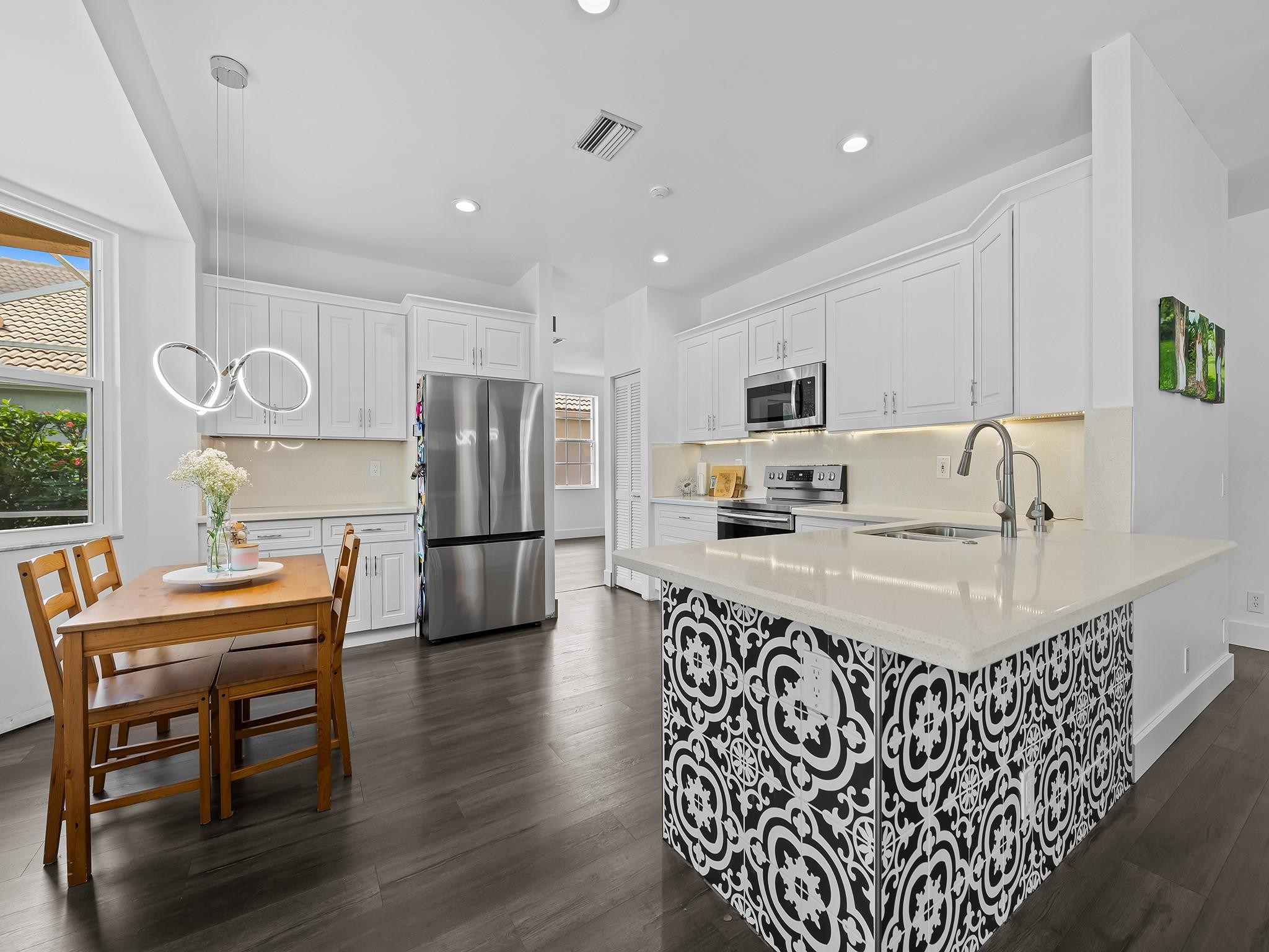 301 Cameron Drive Weston, FL 33326 - Photo 15 of 39 Photo 15