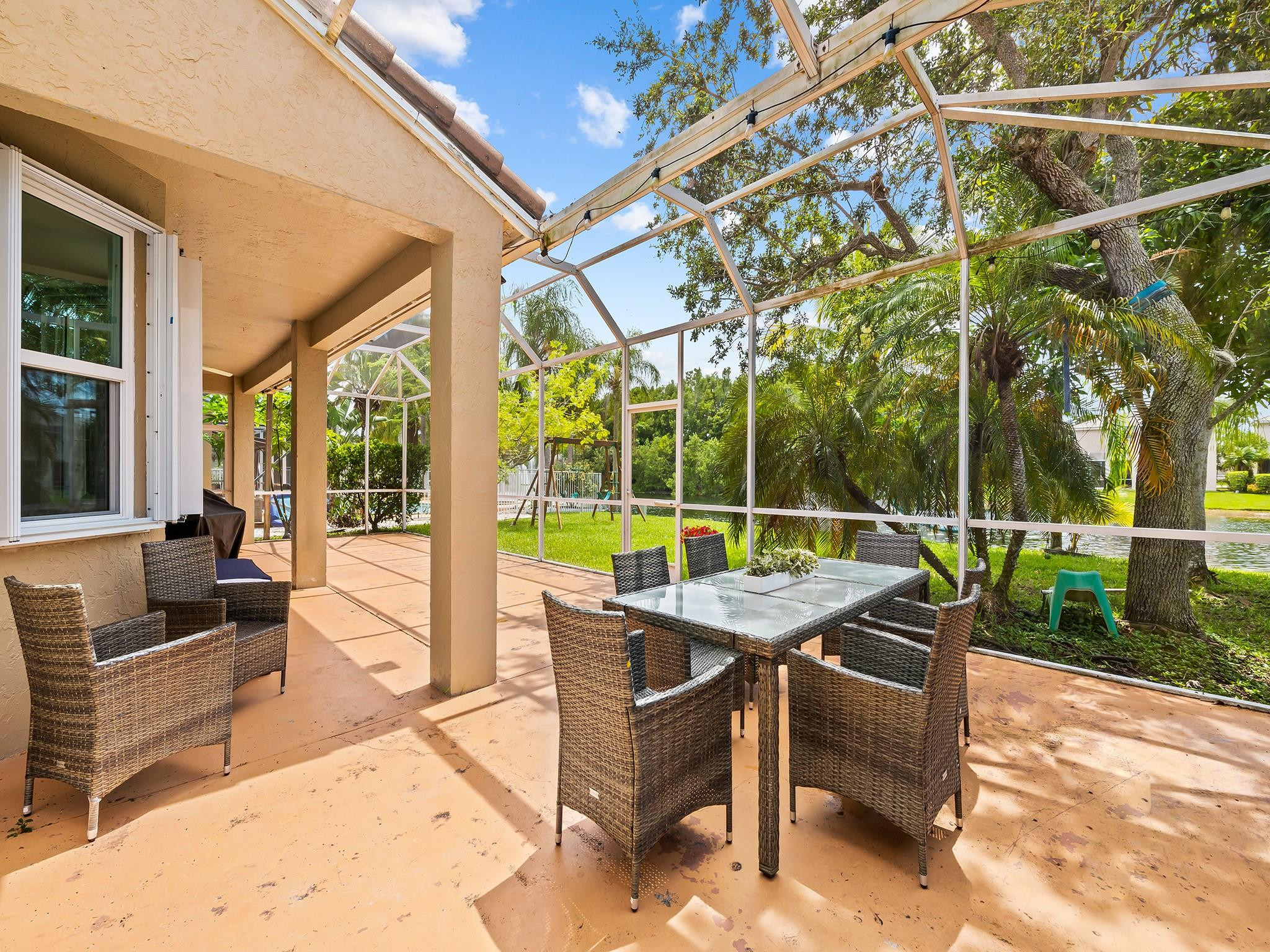 301 Cameron Drive Weston, FL 33326 - Photo 32 of 39 Photo 32