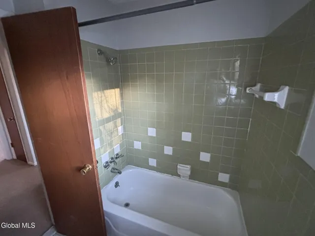 $1,500 | 22 Church Street, Unit 7, Schuylerville, NY 12871