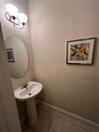 a bathroom with a bath tub