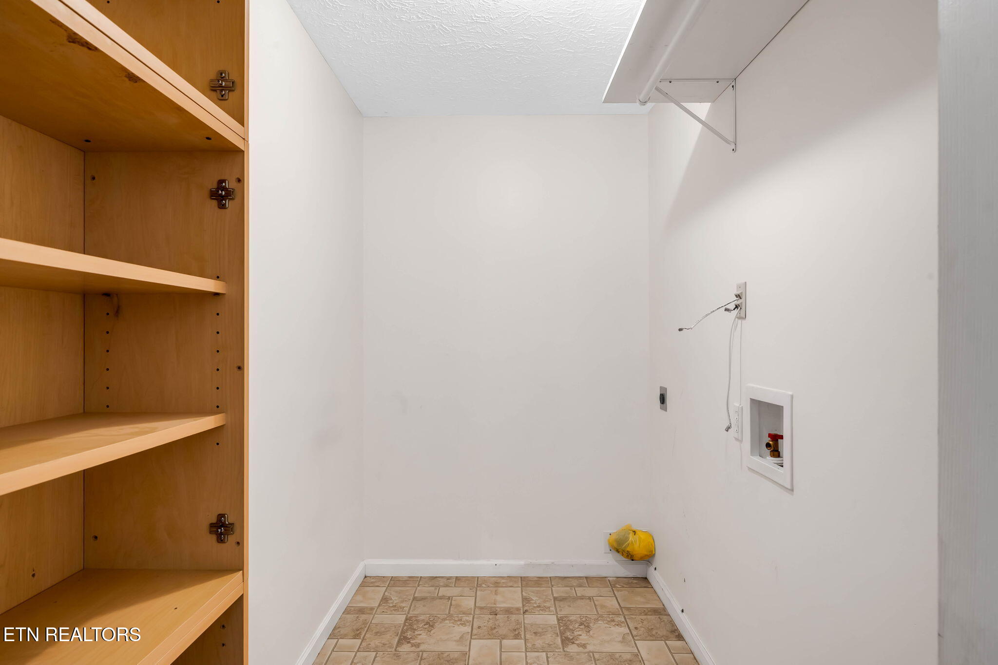 1690 River Bend Road Sevierville, TN 37876 - Photo 11 of 30 13-web-or-mls-1690 River Bend Rd-13