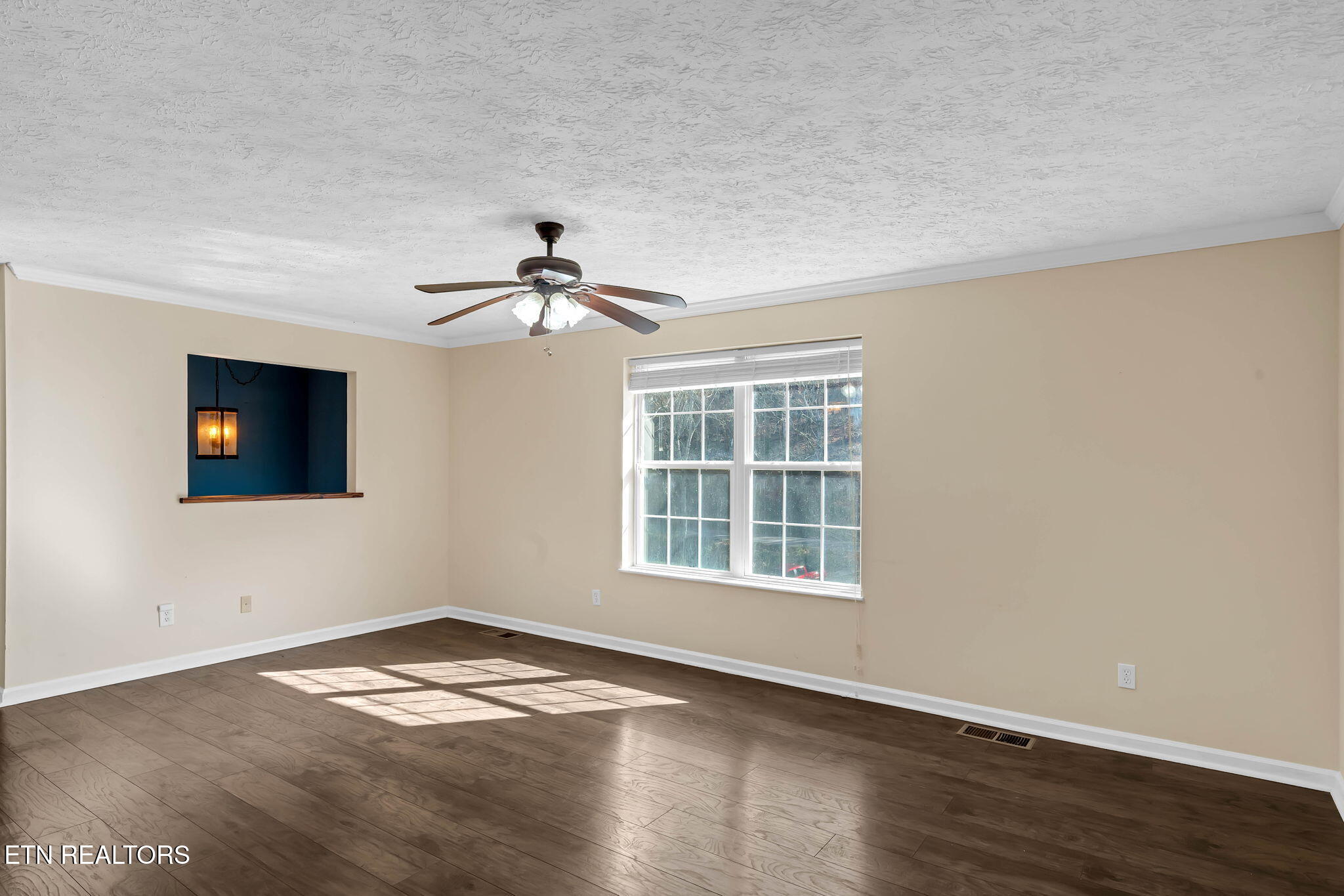 1690 River Bend Road Sevierville, TN 37876 - Photo 6 of 30 8-web-or-mls-1690 River Bend Rd-8