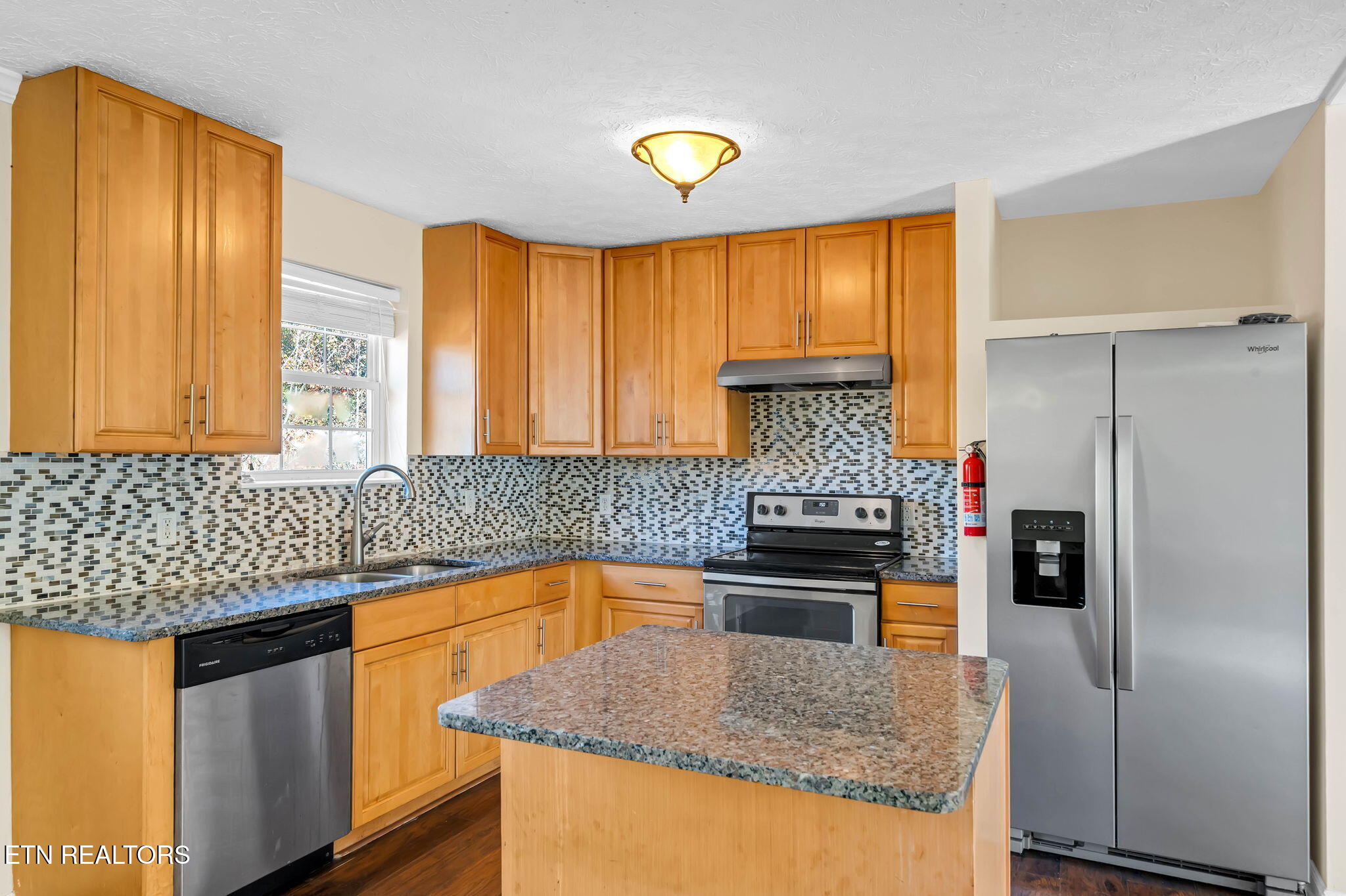 1690 River Bend Road Sevierville, TN 37876 - Photo 9 of 30 11-web-or-mls-1690 River Bend Rd-11