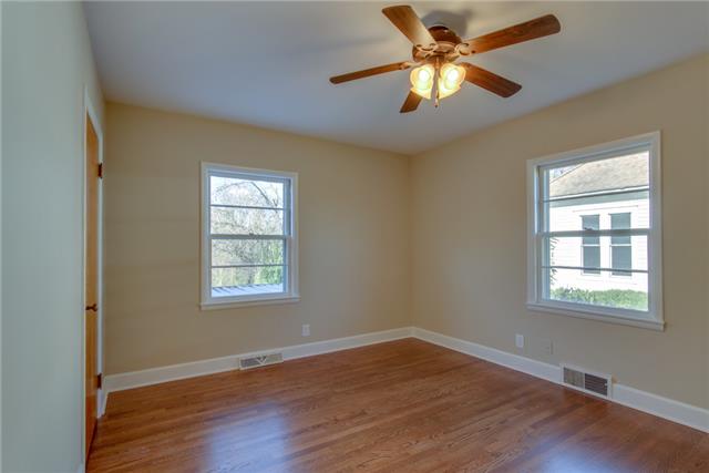 107 North Main Street Springfield, TN 37172 - Photo 6 of 12