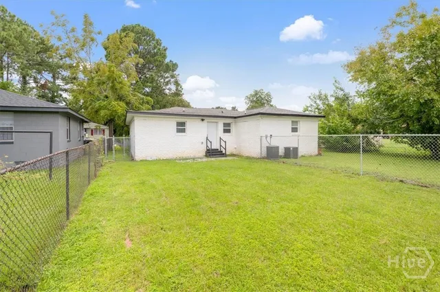 $1,380 | 2120 Krenson Street, Unit B, Savannah, GA 31415