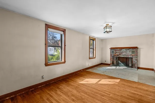 $599,000 | 6 Kendal Drive, Woburn, MA 01801