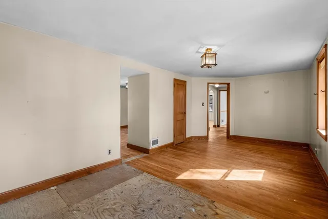 $599,000 | 6 Kendal Drive, Woburn, MA 01801