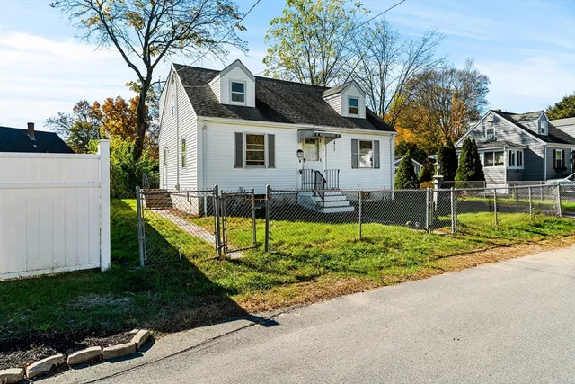 $599,000 | 6 Kendal Drive, Woburn, MA 01801