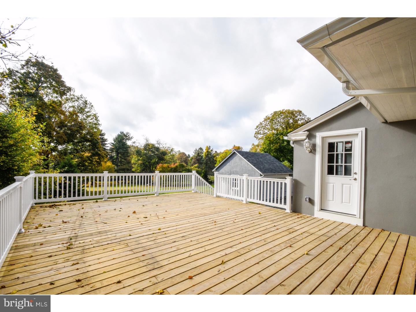 310 Conestoga Road Devon, PA 19333 - Photo 22 of 25 Community Tennis Court