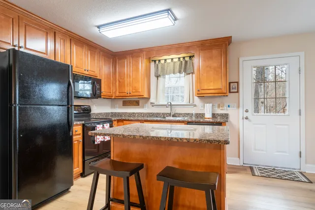 $350,000 | 501 Chalet Drive, Sautee Nacoochee, GA 30571