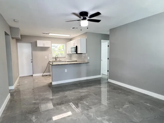 $2,600 | 3380 East Atlantic Drive, Boynton Beach, FL 33435