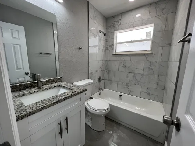 $2,600 | 3380 East Atlantic Drive, Boynton Beach, FL 33435