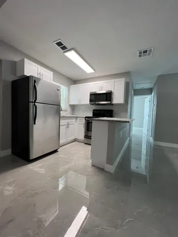 $2,600 | 3380 East Atlantic Drive, Boynton Beach, FL 33435