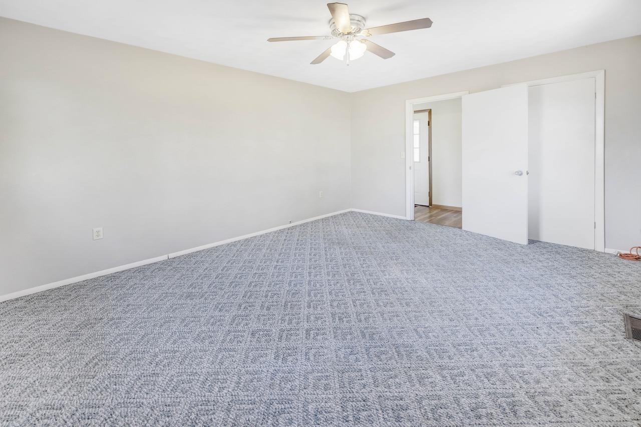9374 Duval Road Manito, IL 61546 - Photo 14 of 37 Gallery Image 14