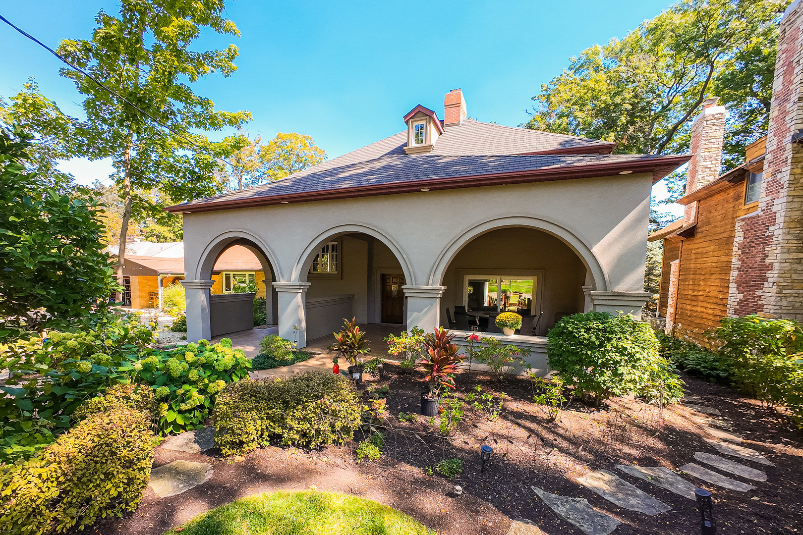 721 Lenox Road Glen Ellyn, IL 60137 - Photo 2 of 43 Gallery Image 2
